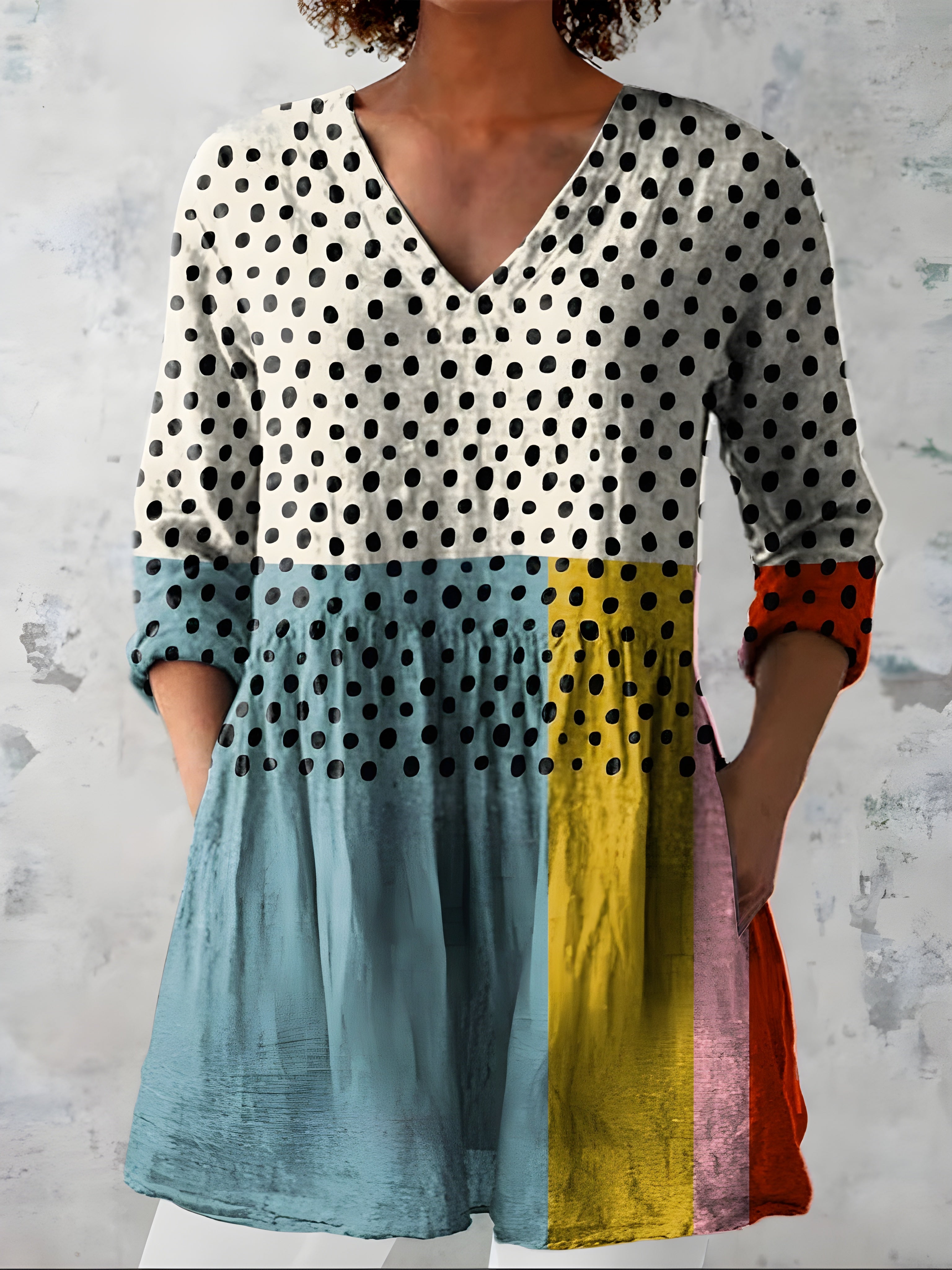 JACQUELINE | Long blouse with V-neck