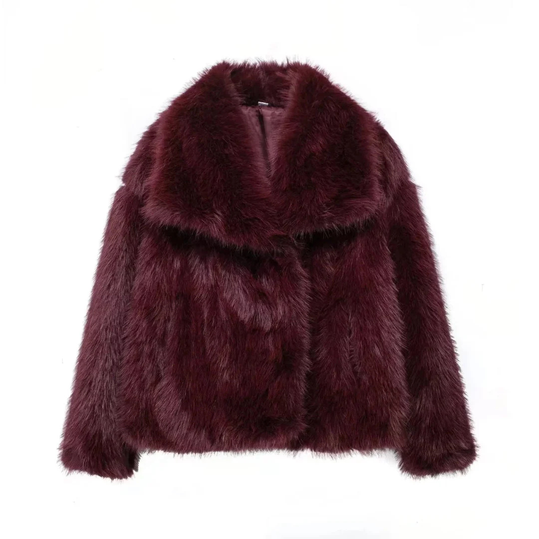 SCARLETT | Faux fur coat with hood
