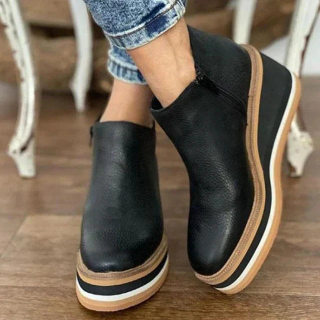 KAMALA | Ankle boots with wedge sole