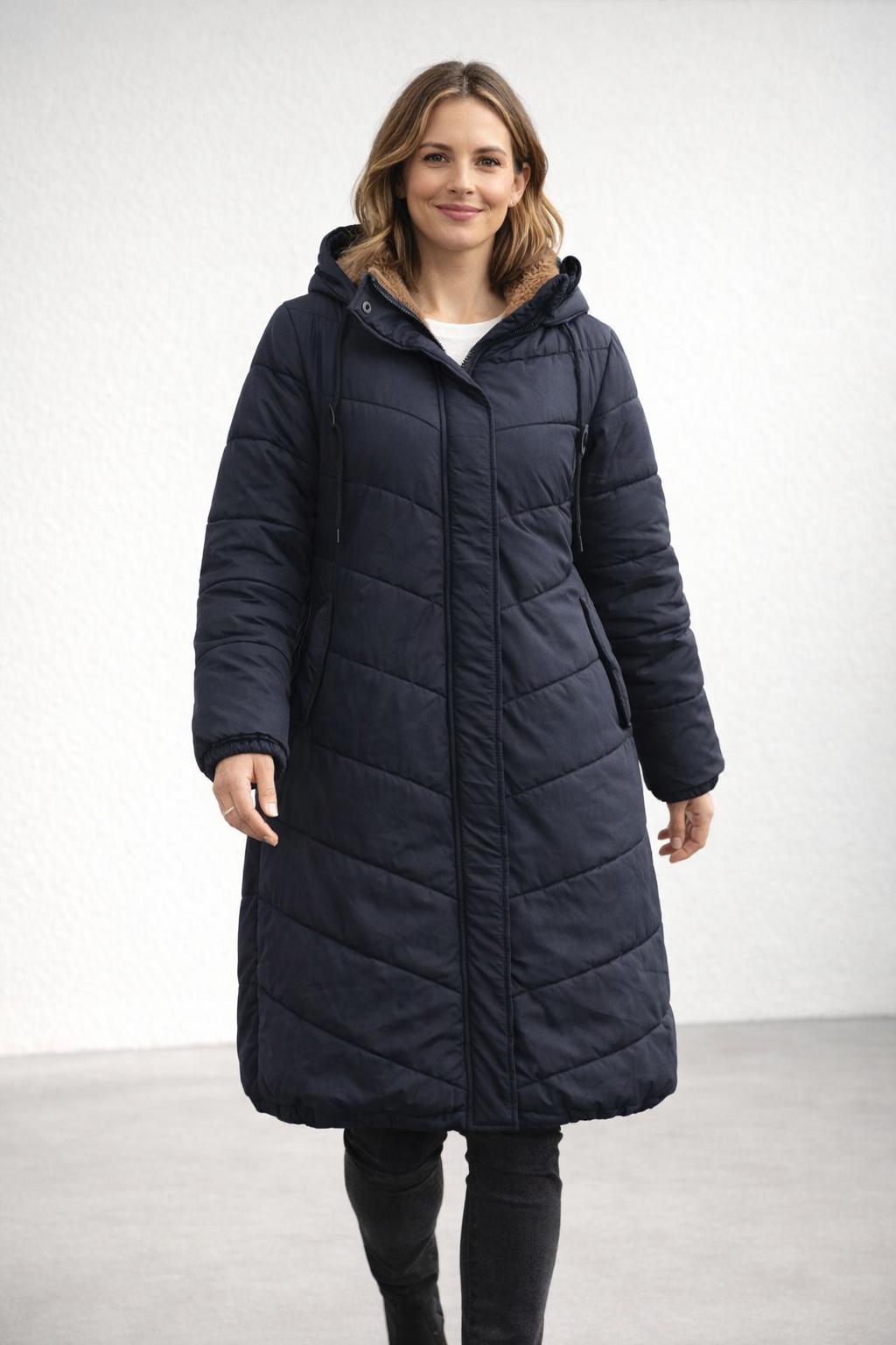 HARPER | Long quilted jacket with hood