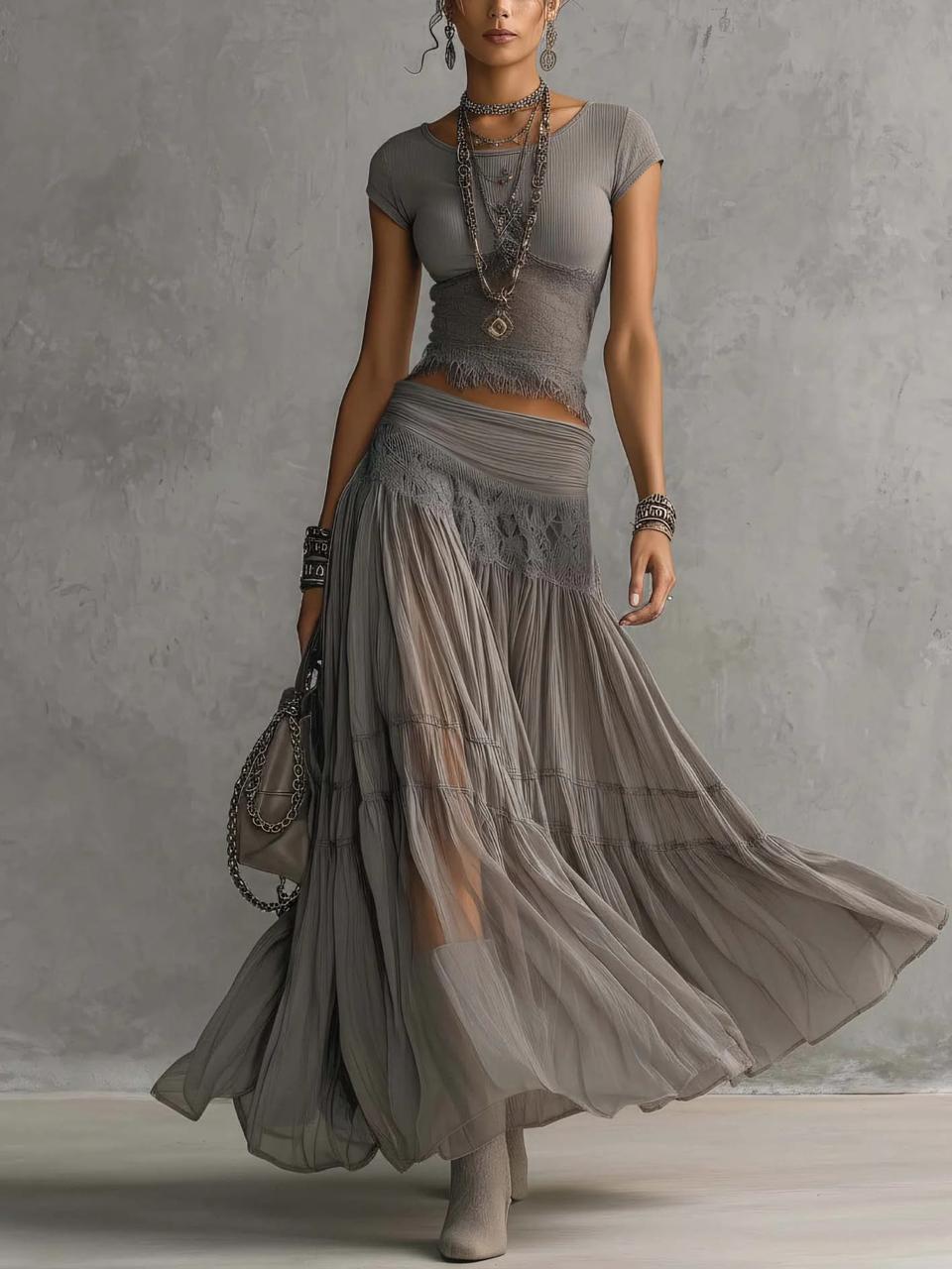 HOLLY | Set with pleated maxi skirt