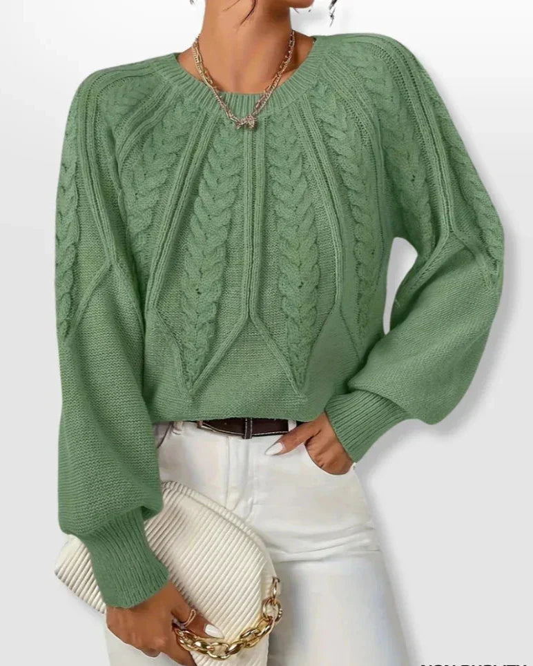 LILY | Knitted jumper with a fitted silhouette