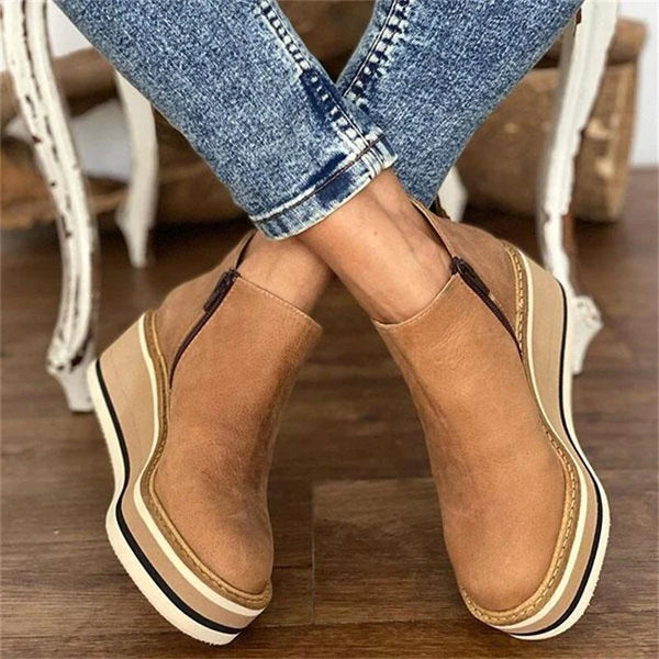 KAMALA | Ankle boots with wedge sole