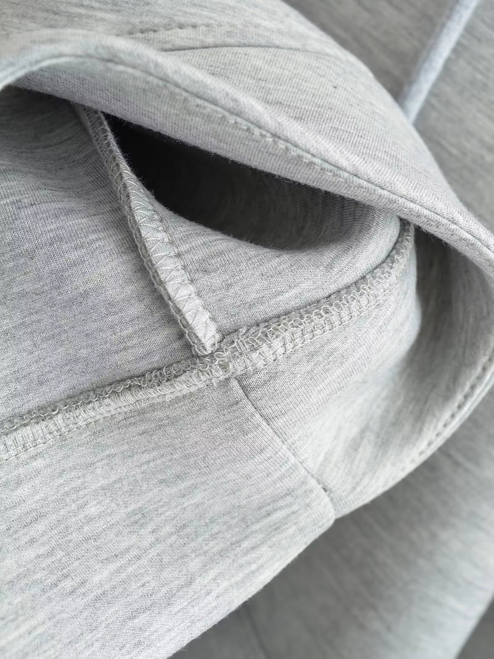 ELSIE | Women's coat with long sleeves