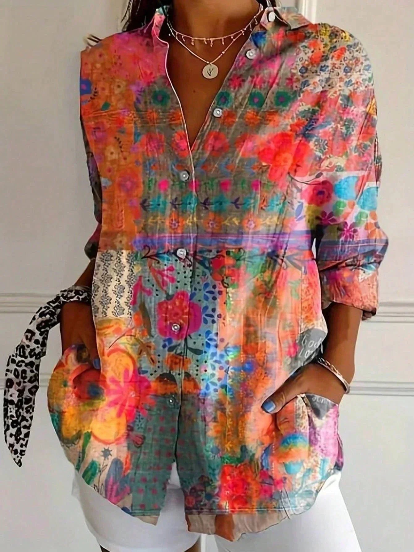 RINA | Blouse with colourful print