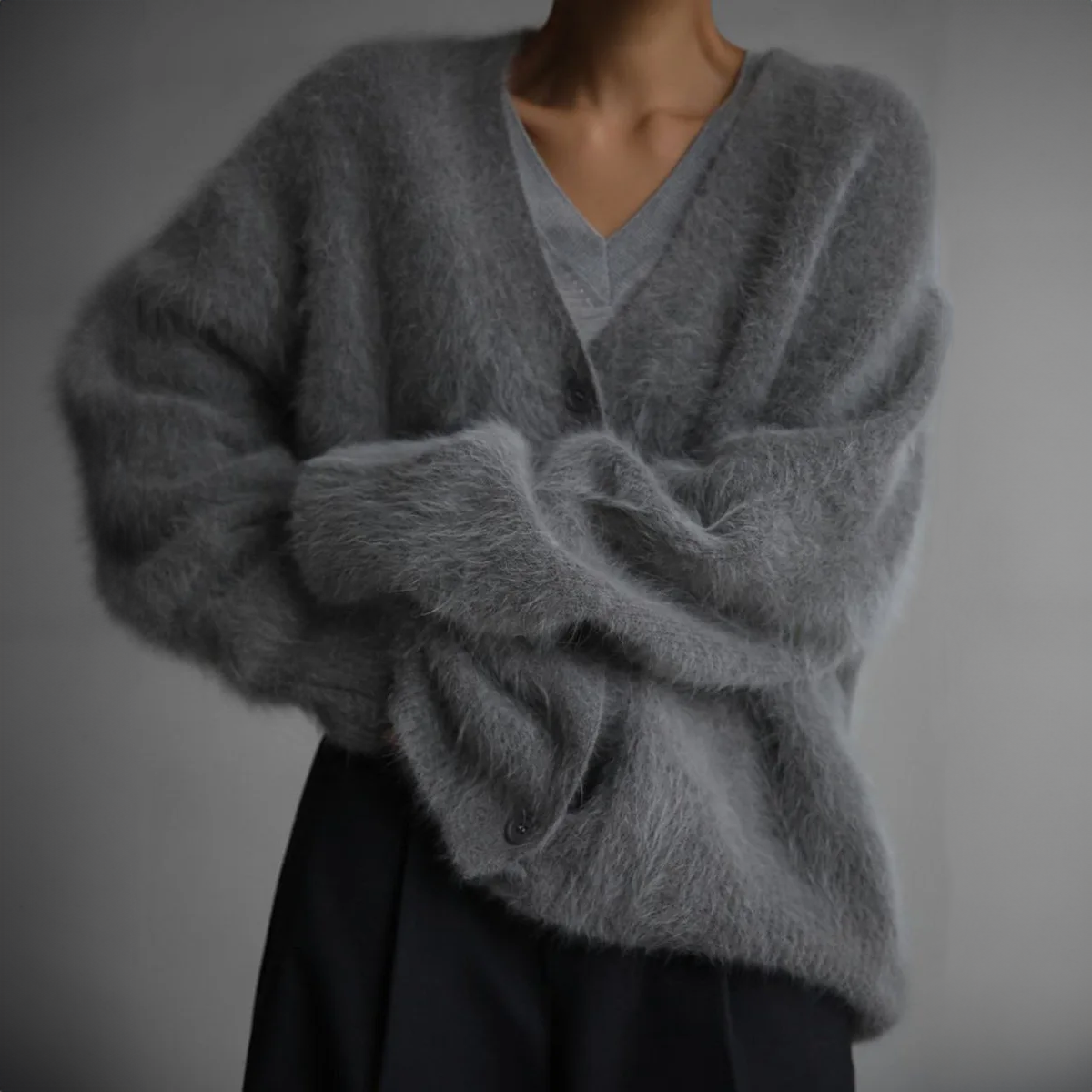 FREYA | Oversized knitted cardigan with button front