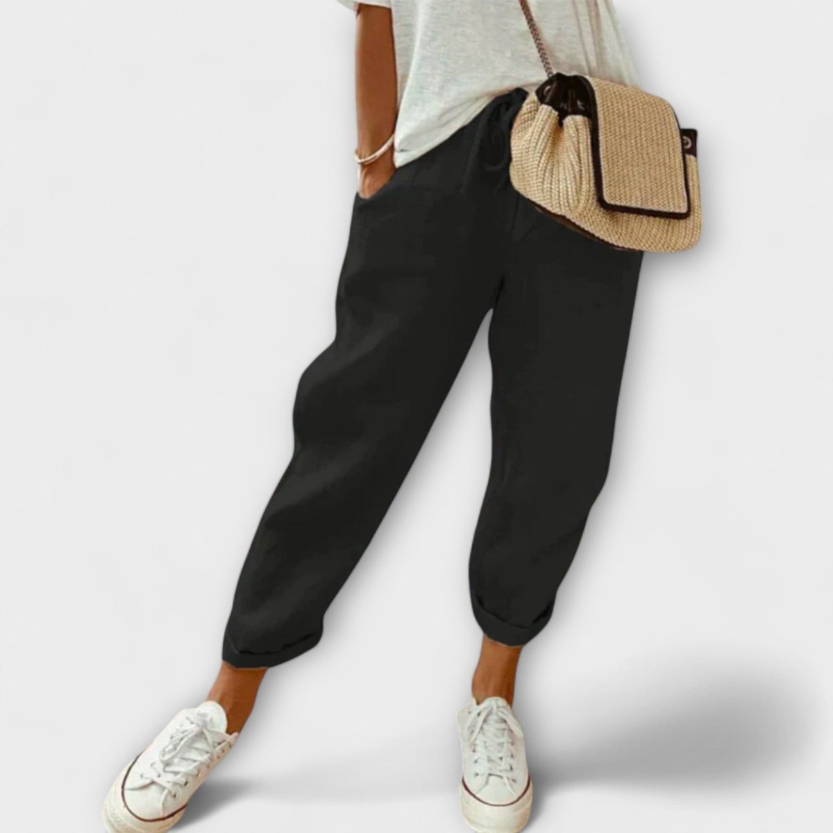 JANELLE | Relaxed trousers in linen blend - Liora Melbourne