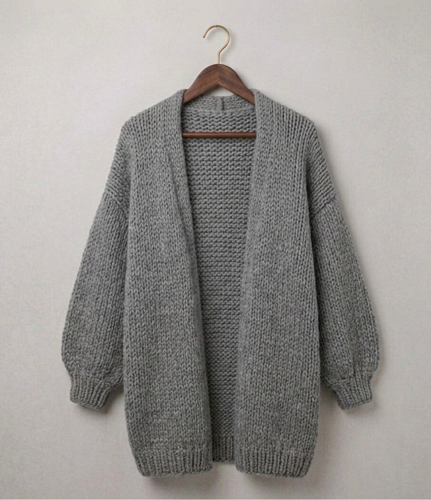 SUMMER | Oversized cardigan with dropped shoulders