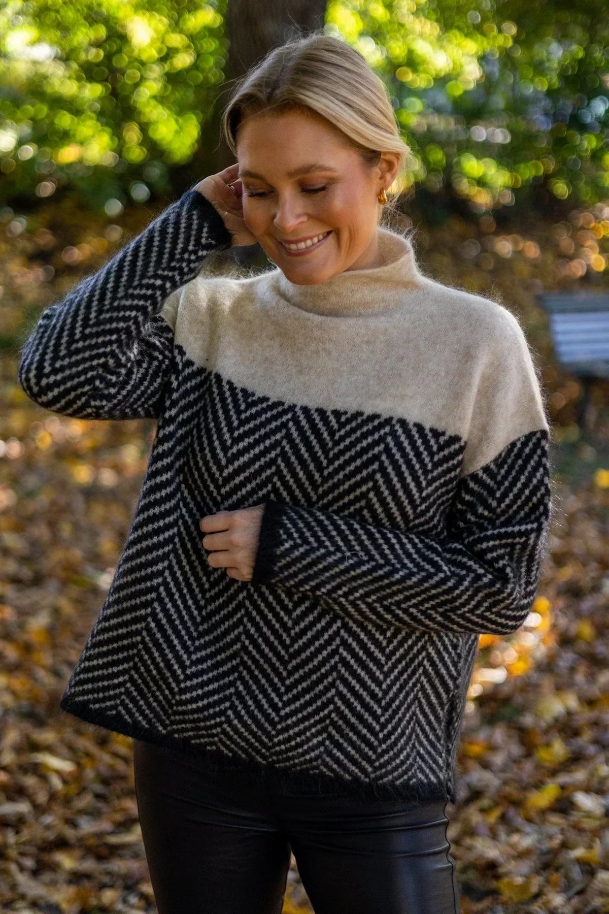 LALUNA | Soft-knit roll-neck jumper