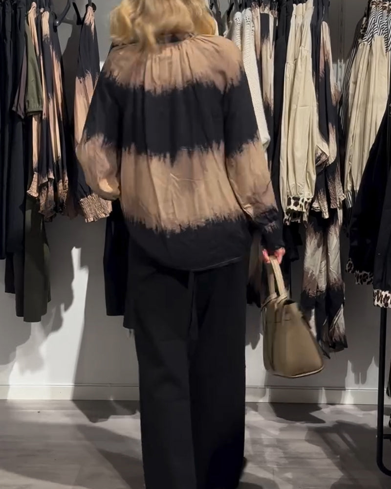 JAMIE | Blouse with colourblock V-neck