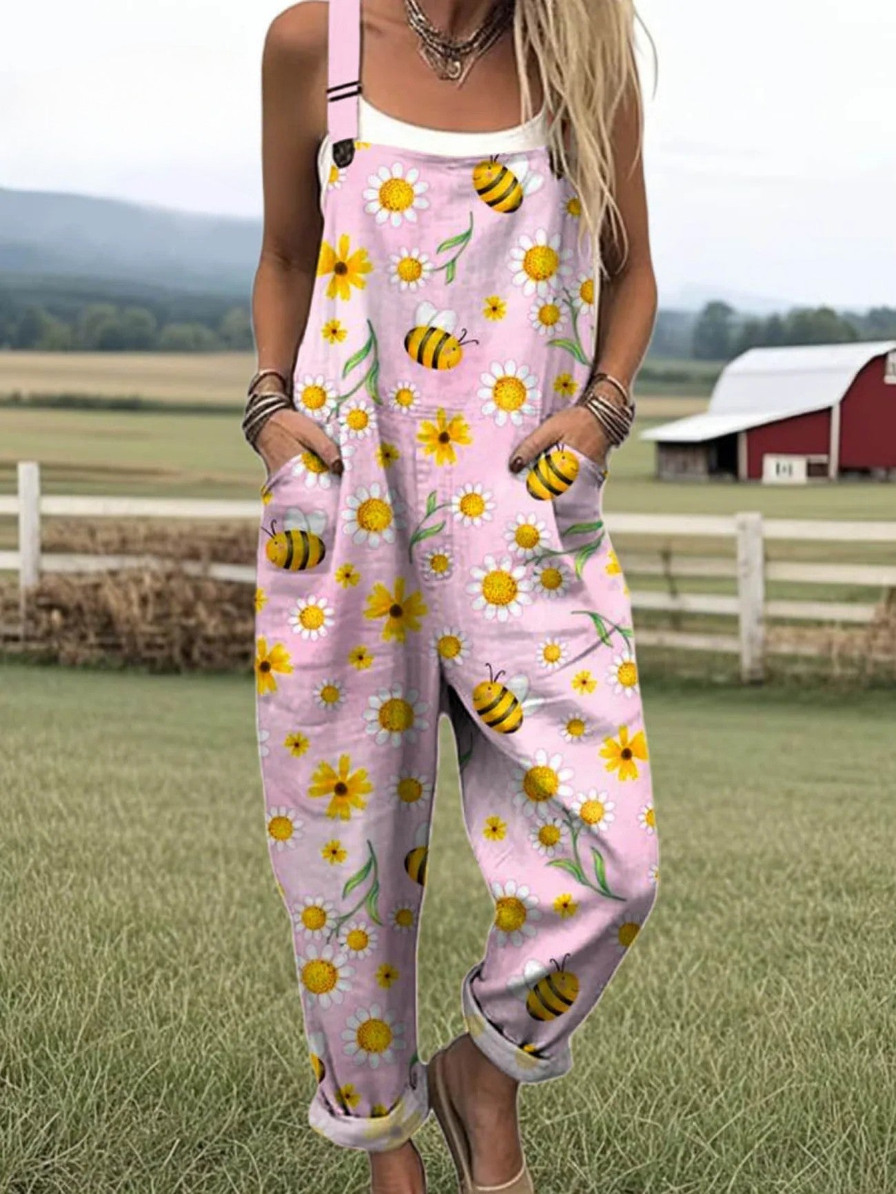 RUBY | Jumpsuit with hand-painted floral motif