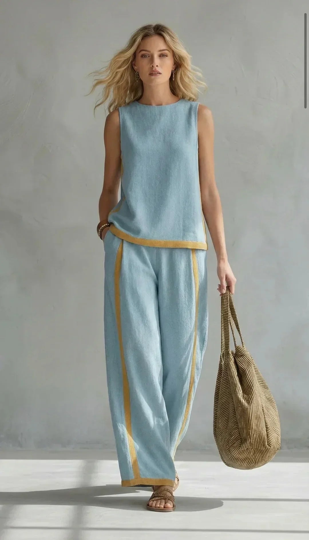 LEILA | Set with wide-leg pants