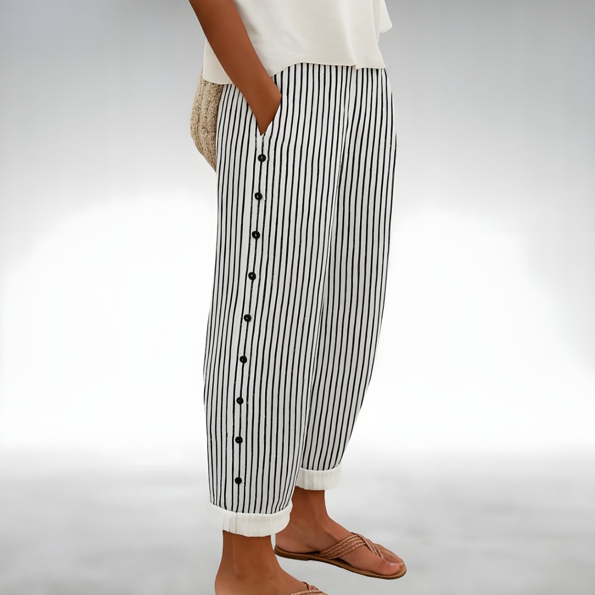 LARA | Pants with relaxed fit - Liora Melbourne