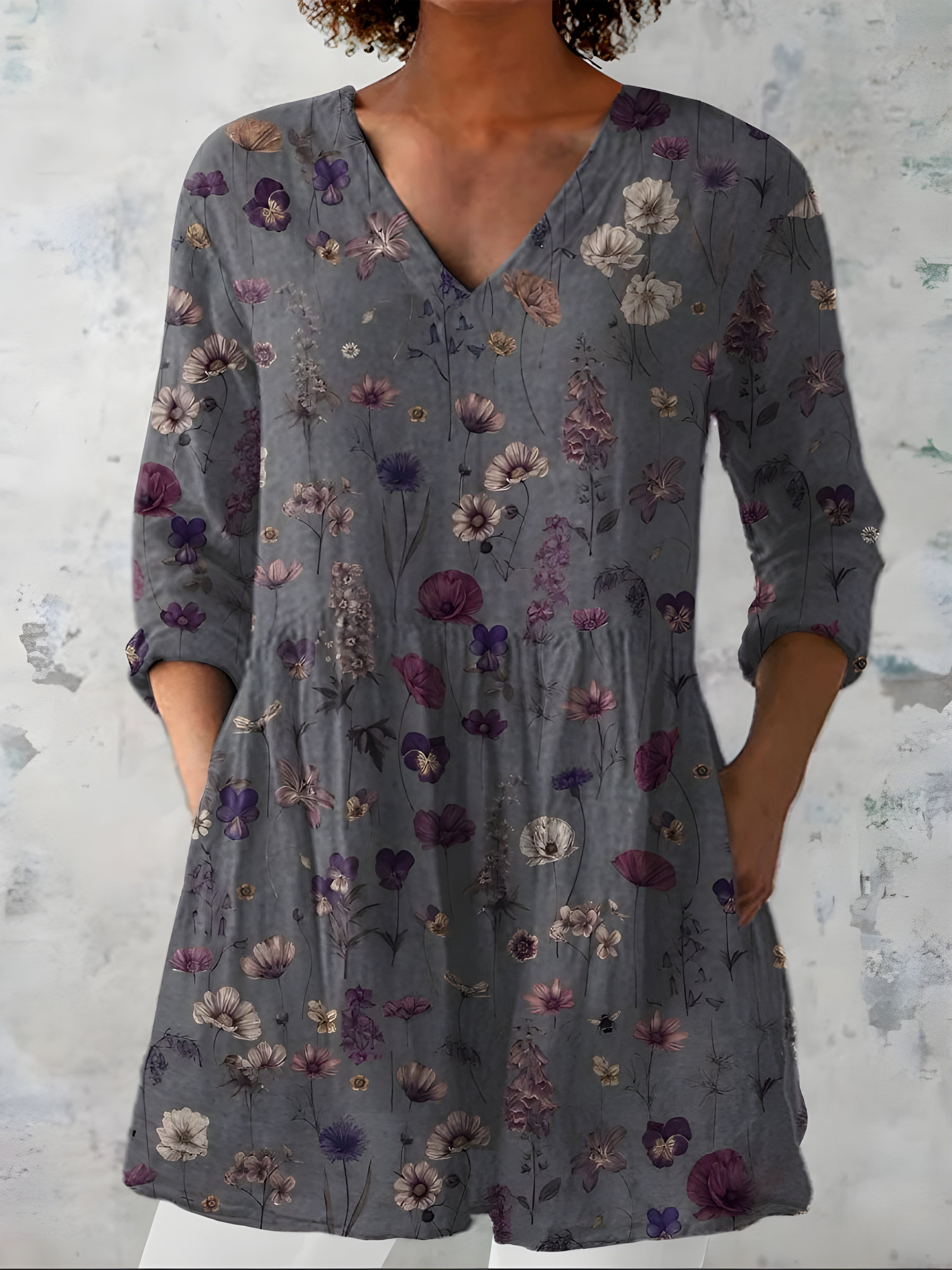 ADDISON | Long blouse with V-neck