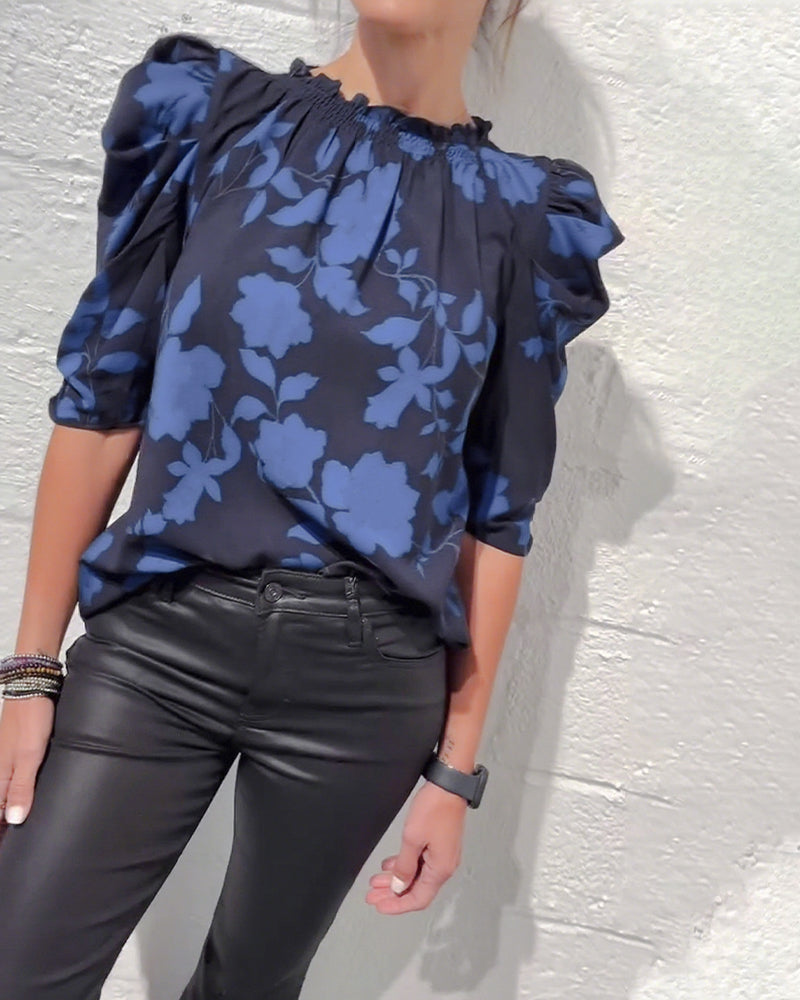 SUMMER | Blouse with puff sleeves