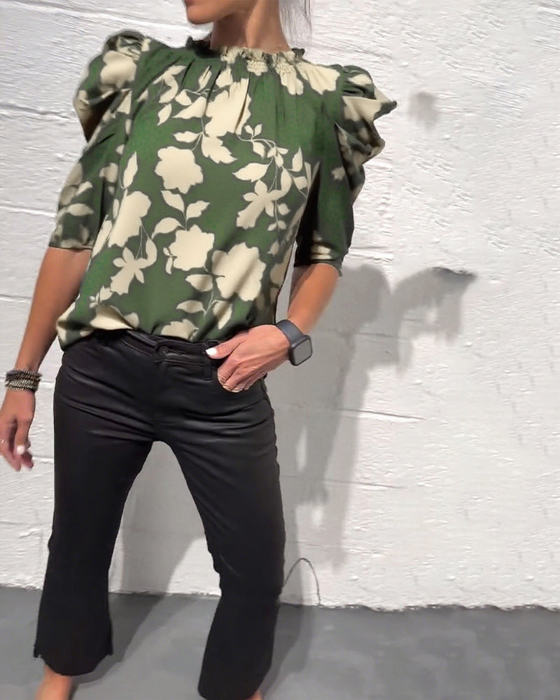 SUMMER | Blouse with puff sleeves