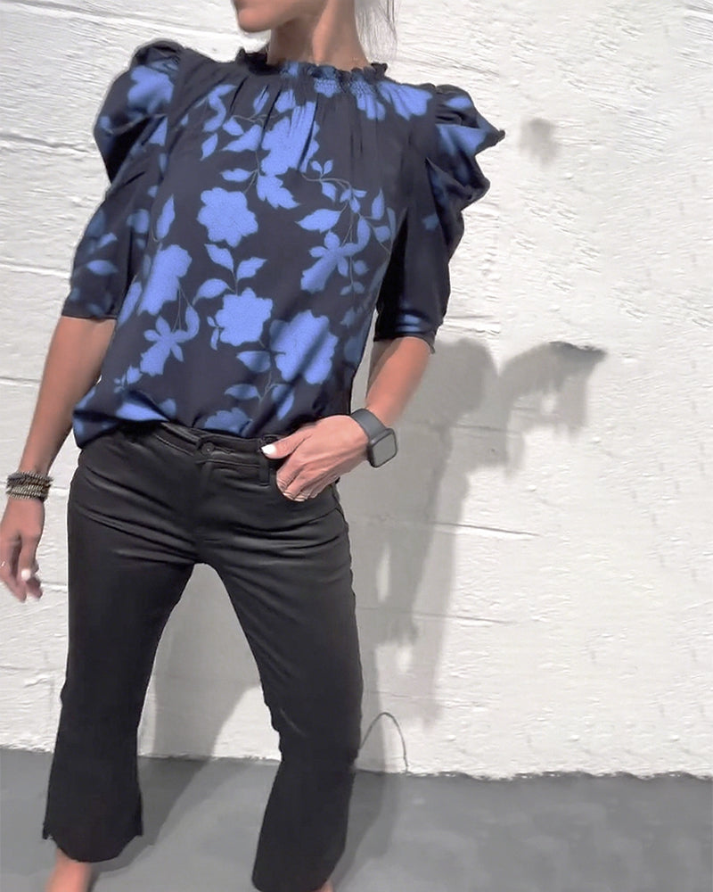 SUMMER | Blouse with puff sleeves