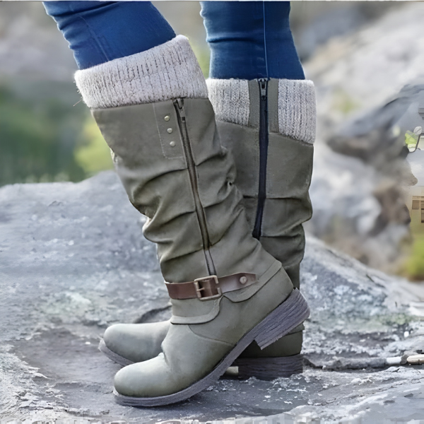 CORA | Orthopedic boots with arch support