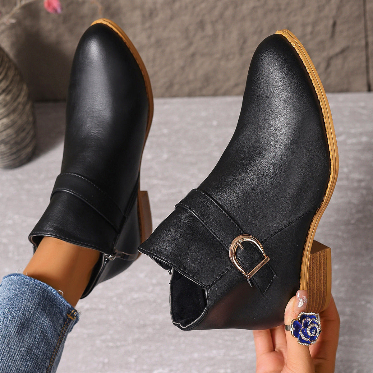 BELLA | Ankle boot with wide toe box