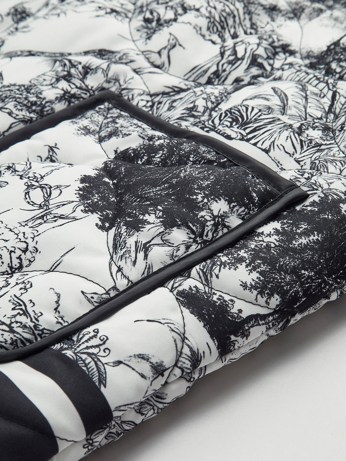 SIENNA | Jacket with all-over print