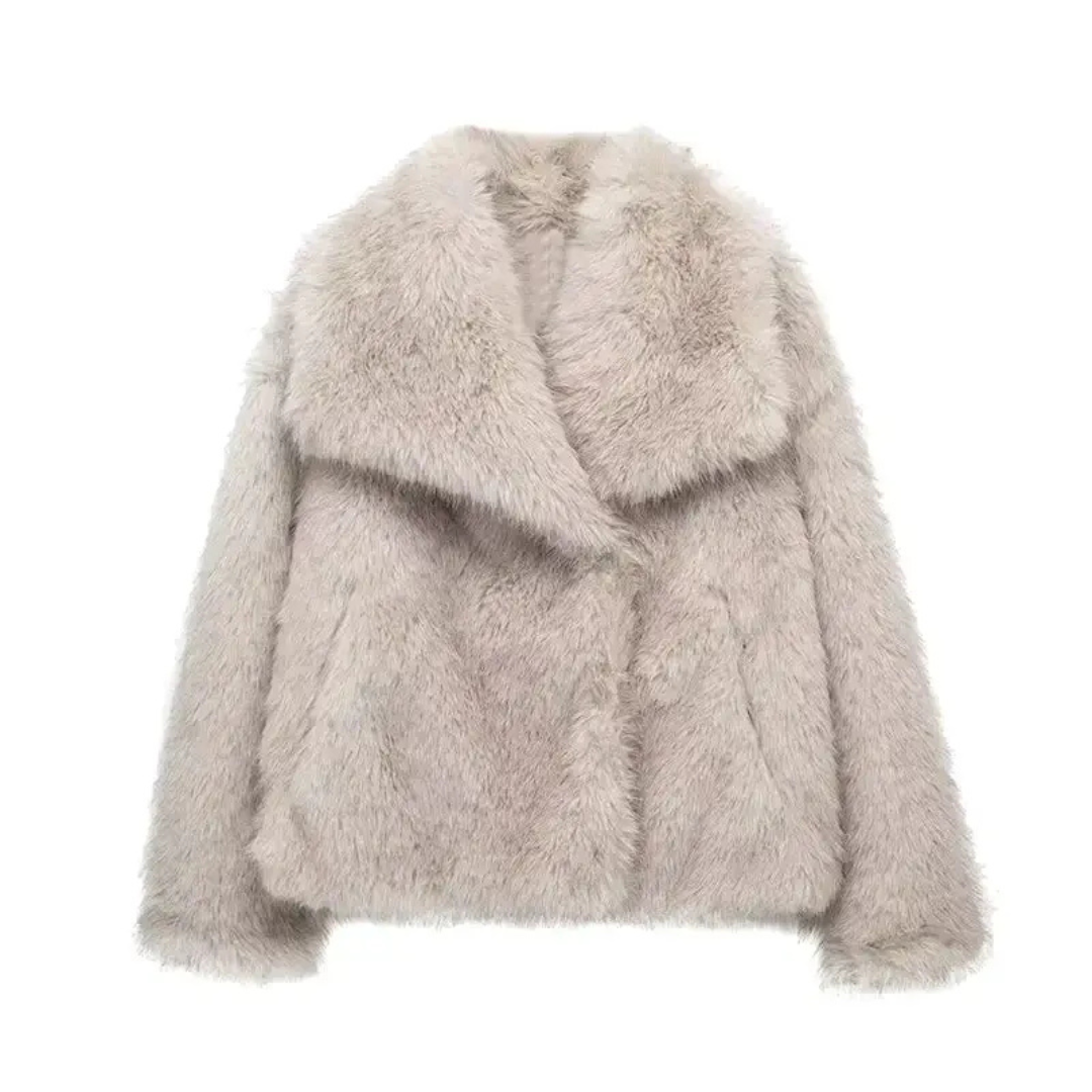 FREYA | Faux fur coat with hood