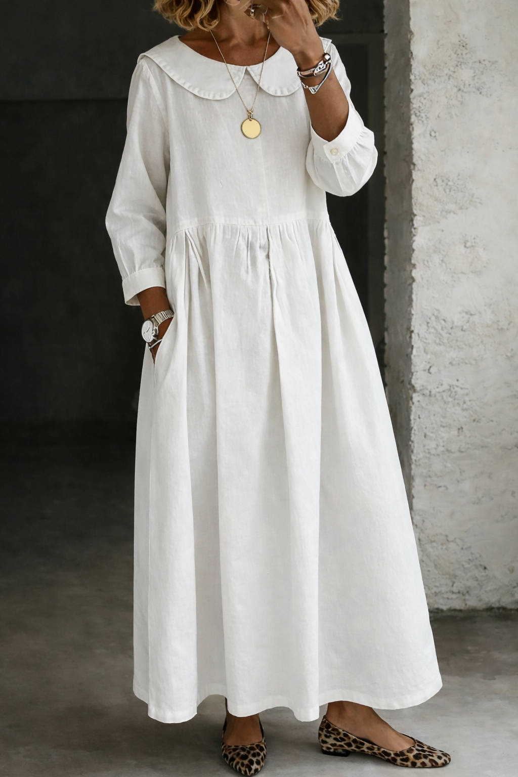 CLARA | Dress with Peter Pan collar
