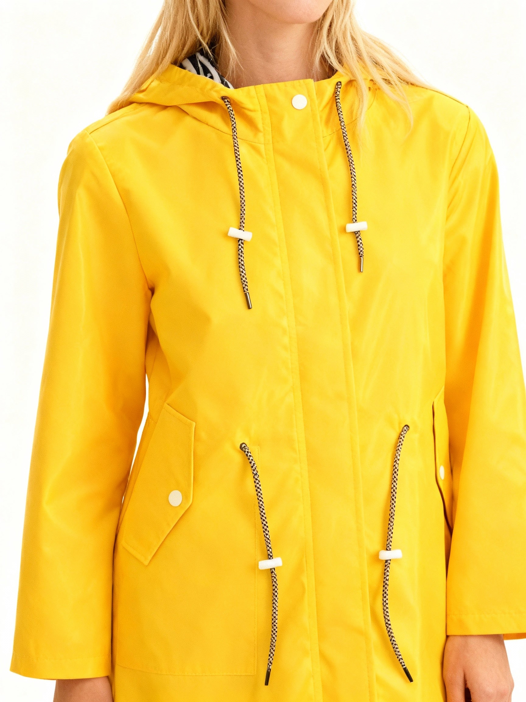HARPER | Waterproof mac with hood