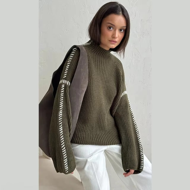 DAISY | Oversized jumper with blanket stitch detail