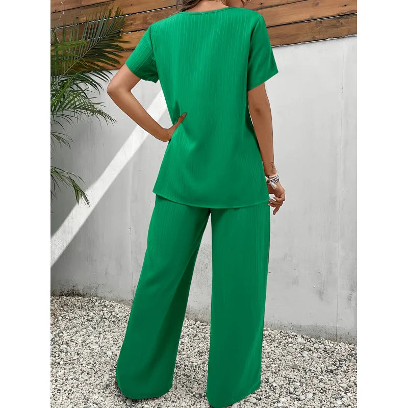 LORRINA | Set with asymmetric blouse and wide-leg trousers