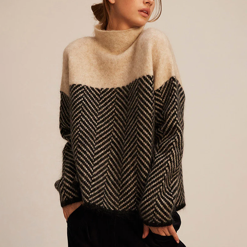 SCARLETT | Turtleneck jumper with soft knit