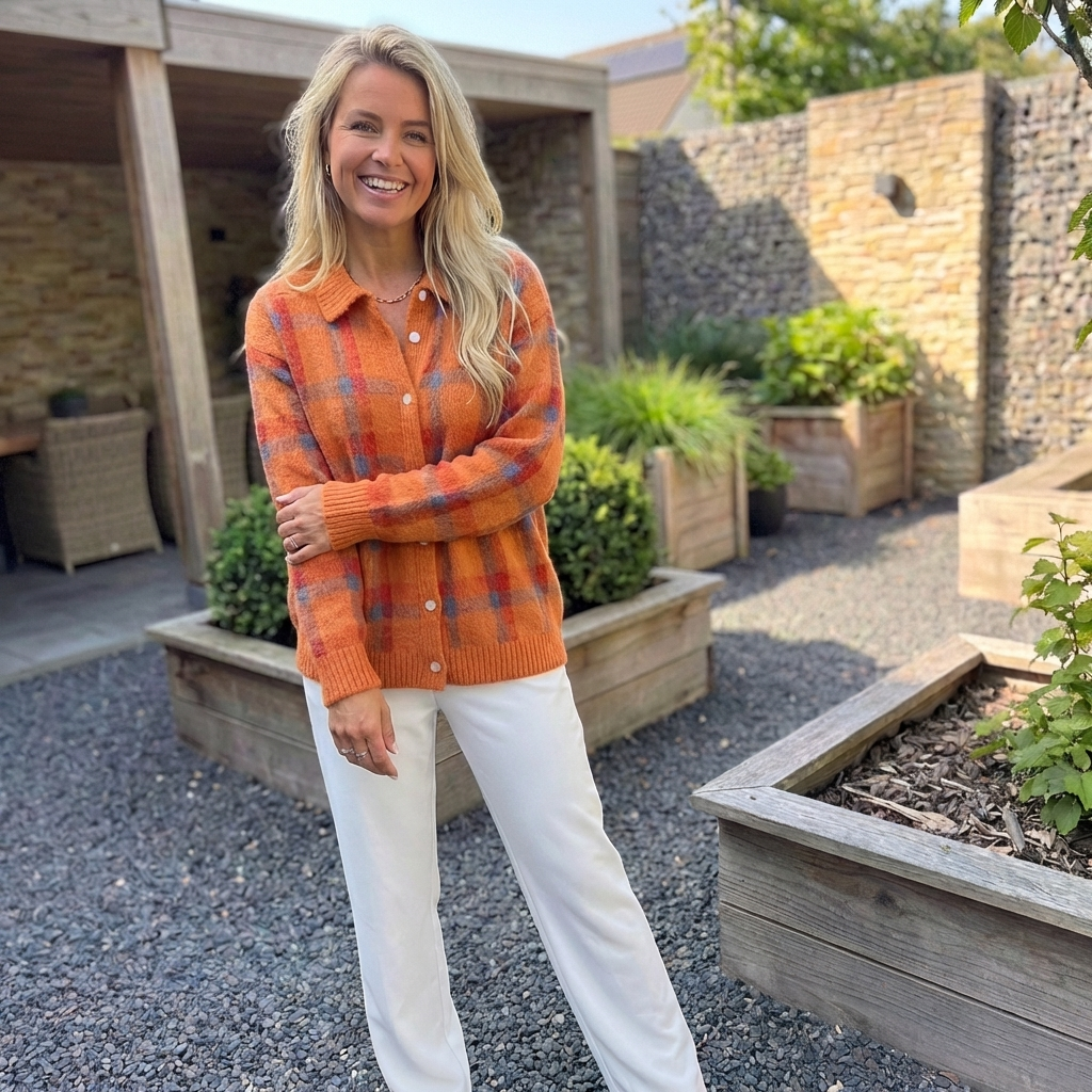 FREYA | Jumper with retro check pattern