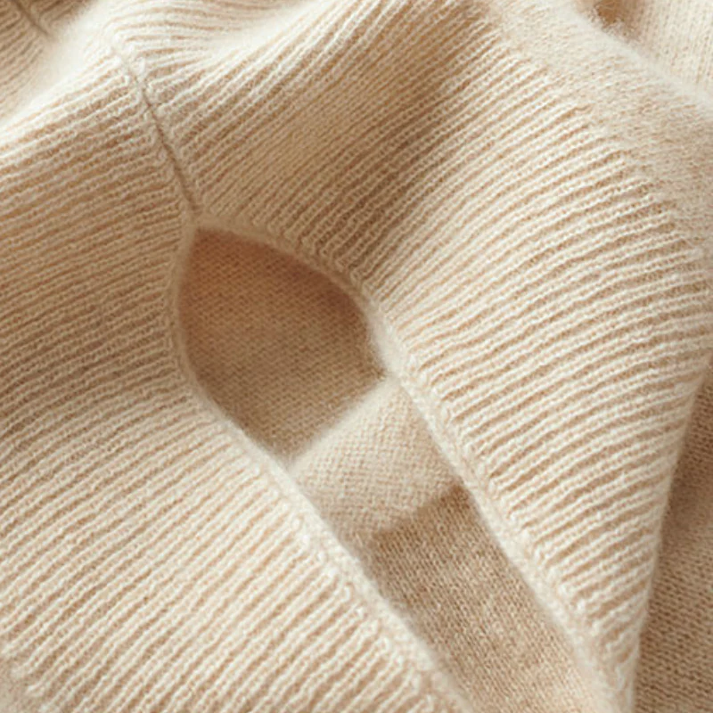 LARA | Merino wool shawl with oversized drape