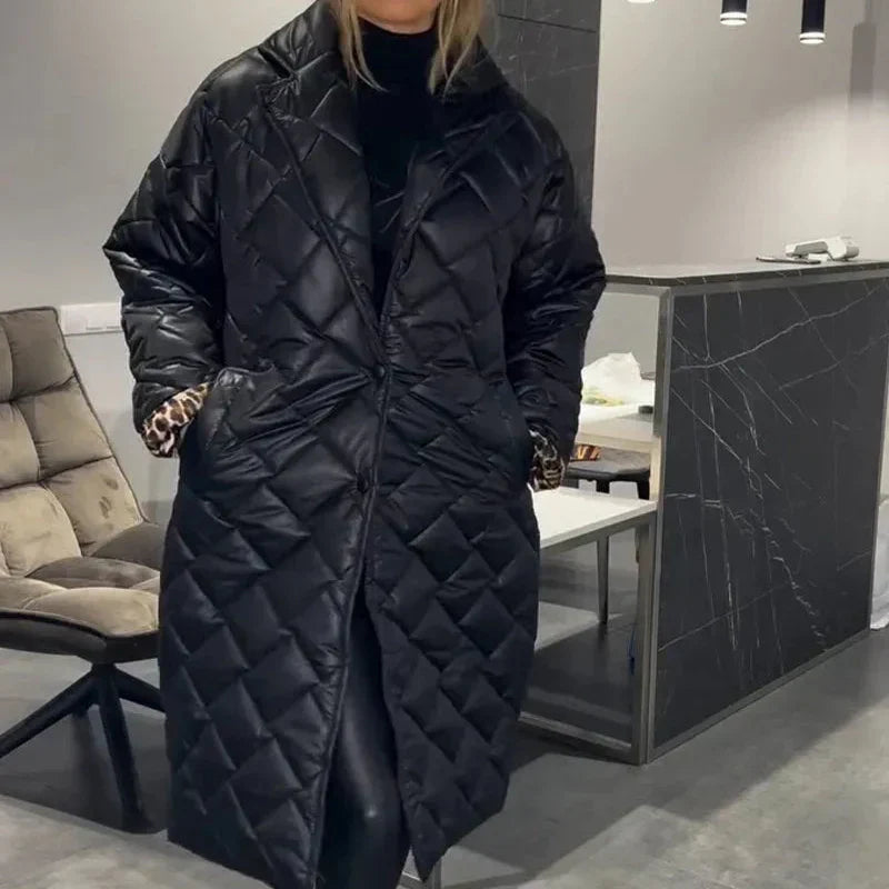 BRIAR | Long coat with diamond quilting