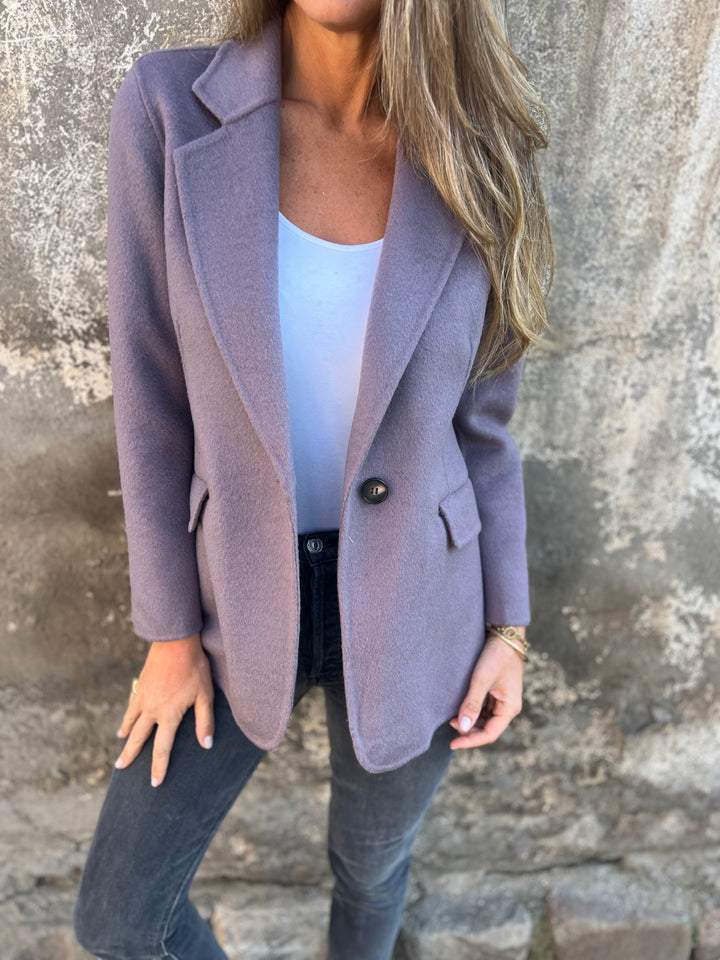 CHELSEA | Blazer with lapel collar - Liora Melbourne